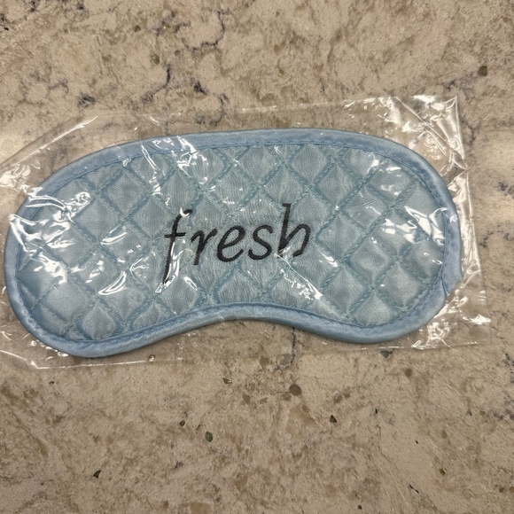 Cute Sllep Mask baby blue - Picture 1 of 3